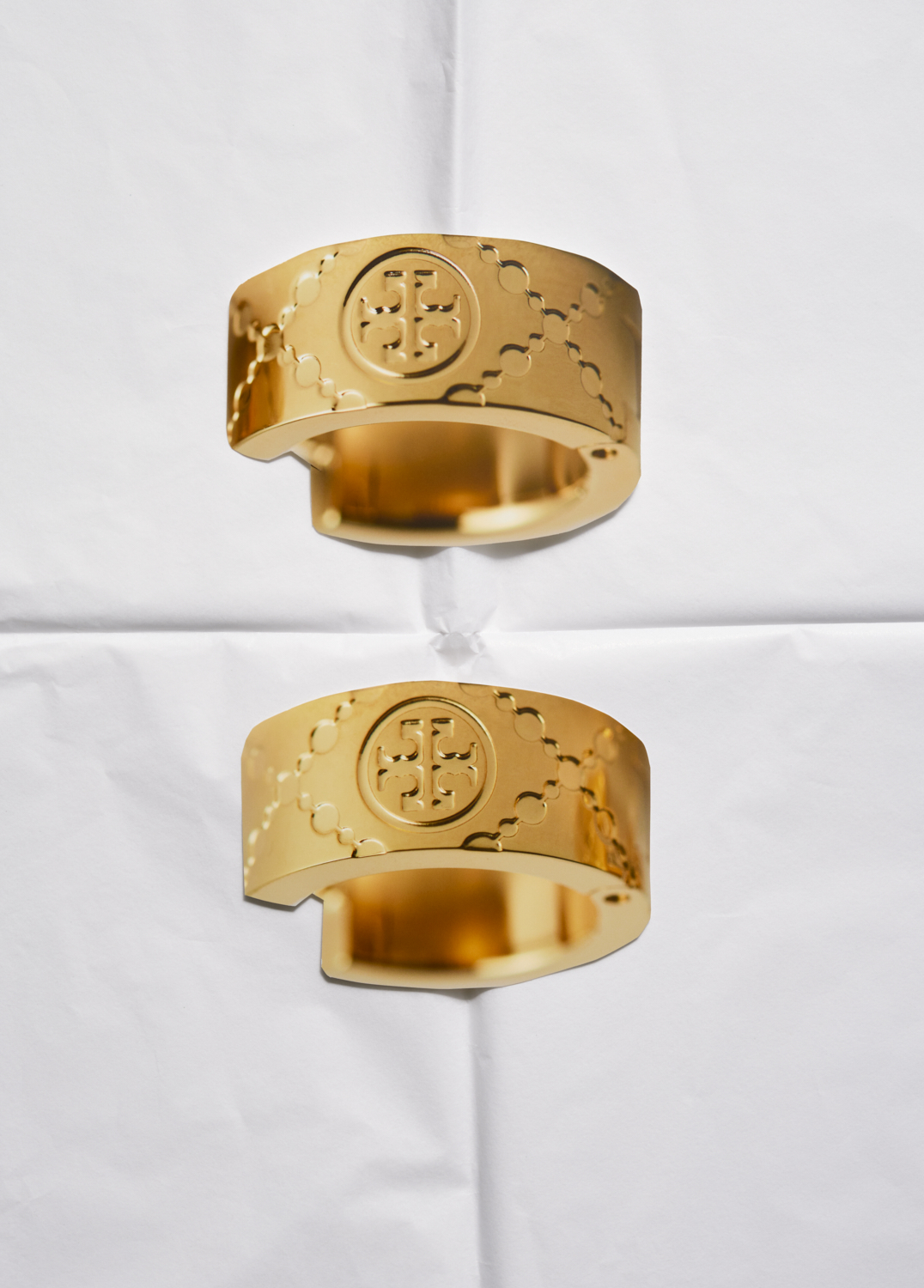 #StillLifePhotography #ConceptualPhotography #ProductPhotography #CreativeDirection #ArtDirection #StudioPhotography #CollagePhotography #MixedMediaPhotography #StudioStillLife #ArtDirectedPhotography #CommercialPhotographer #AdvertisingPhotography #CampaignPhotography #BrandImagery #VisualBranding #LuxuryPhotography #BeautyPhotography #PerfumePhotography #WatchPhotography #EditorialPhotography #CreativeStillLife #ContemporaryStillLife #MaterialTextures #SurfaceStudy #LightingDesign #SetDesign #VisualStorytelling #DesignPhotography #LondonPhotographer #GeorgeHouse